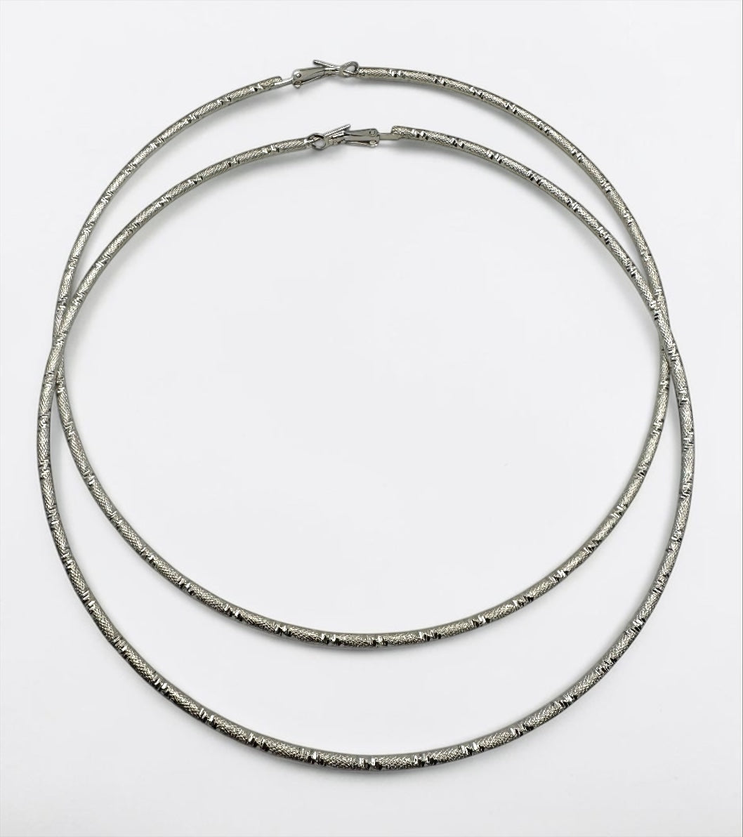 14cm Oversized Textured Hoop Earrings in Gold or Silver - Fatisha Boutique