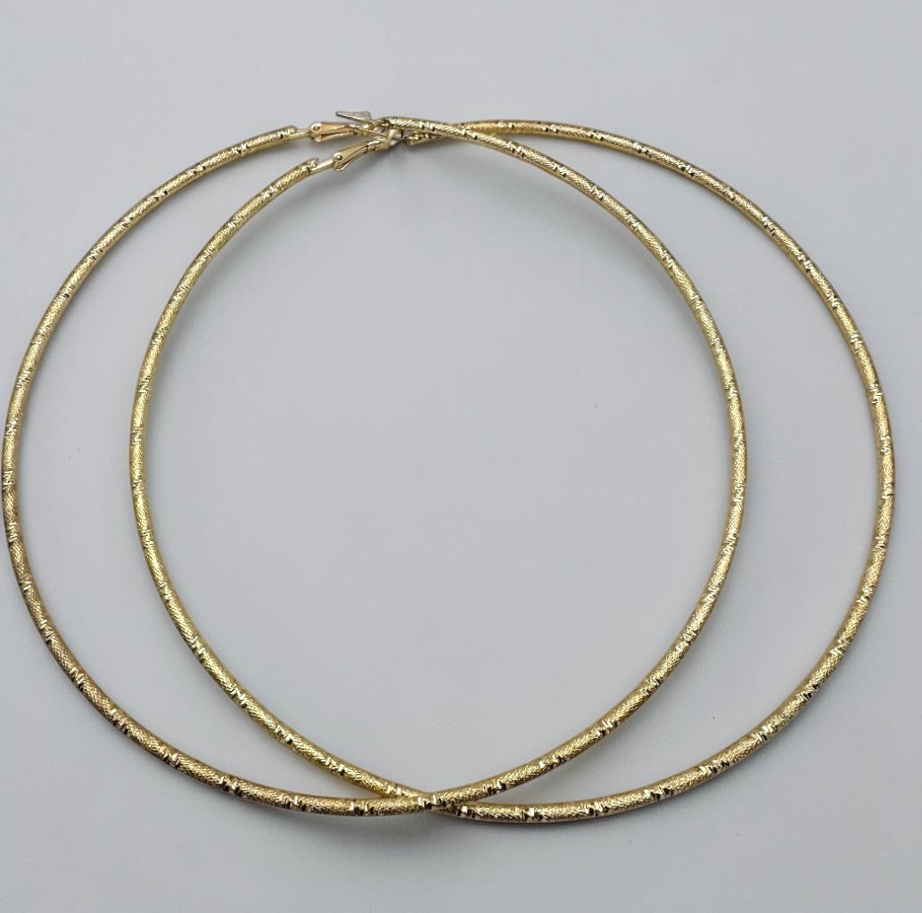 14cm Oversized Textured Hoop Earrings in Gold or Silver - Fatisha Boutique Fatisha Boutique