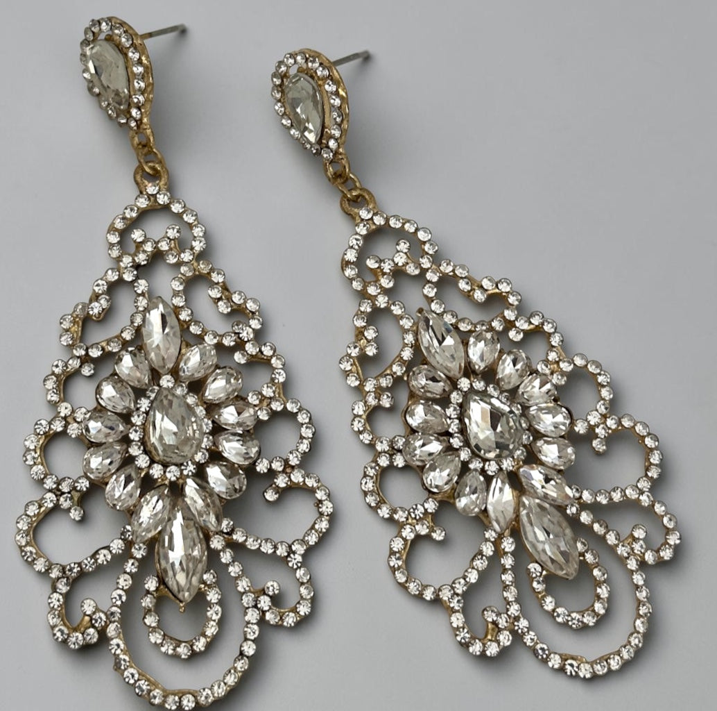 Elegant Rhinestone Chandelier Earrings – Vintage Teardrop Statement - Fatisha Boutique Fatisha Boutique