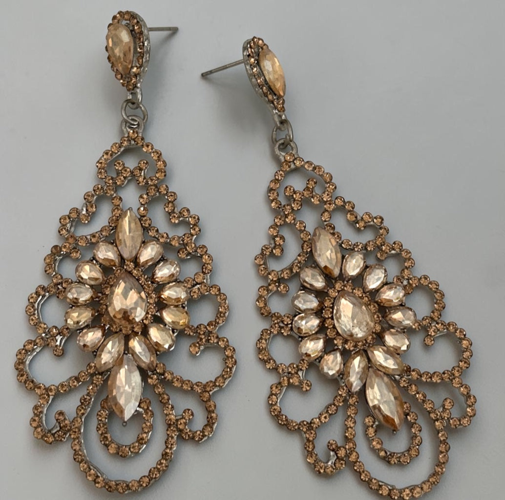 Elegant Rhinestone Chandelier Earrings – Vintage Teardrop Statement - Fatisha Boutique Fatisha Boutique