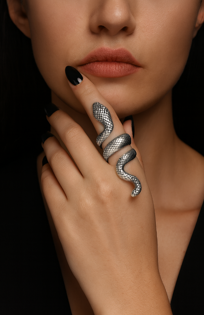Bohemian 4-Piece Snake Statement Rings Set – Vintage Reptile Design - Fatisha Boutique #