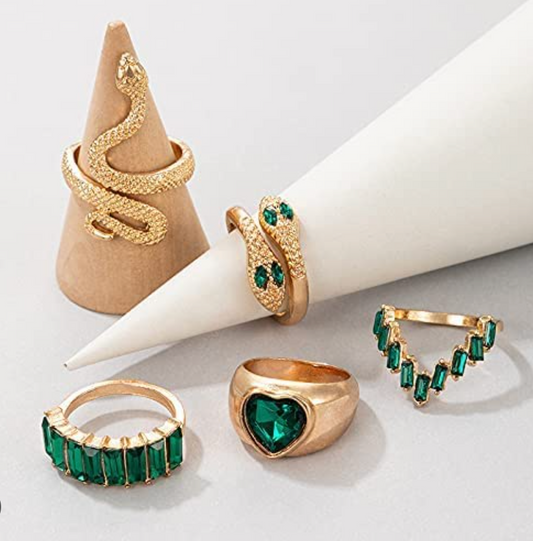 Emerald Glam Gold Ring Set – 5-Piece Non-Adjustable Snake & Gemstone Design - Fatisha Boutique #