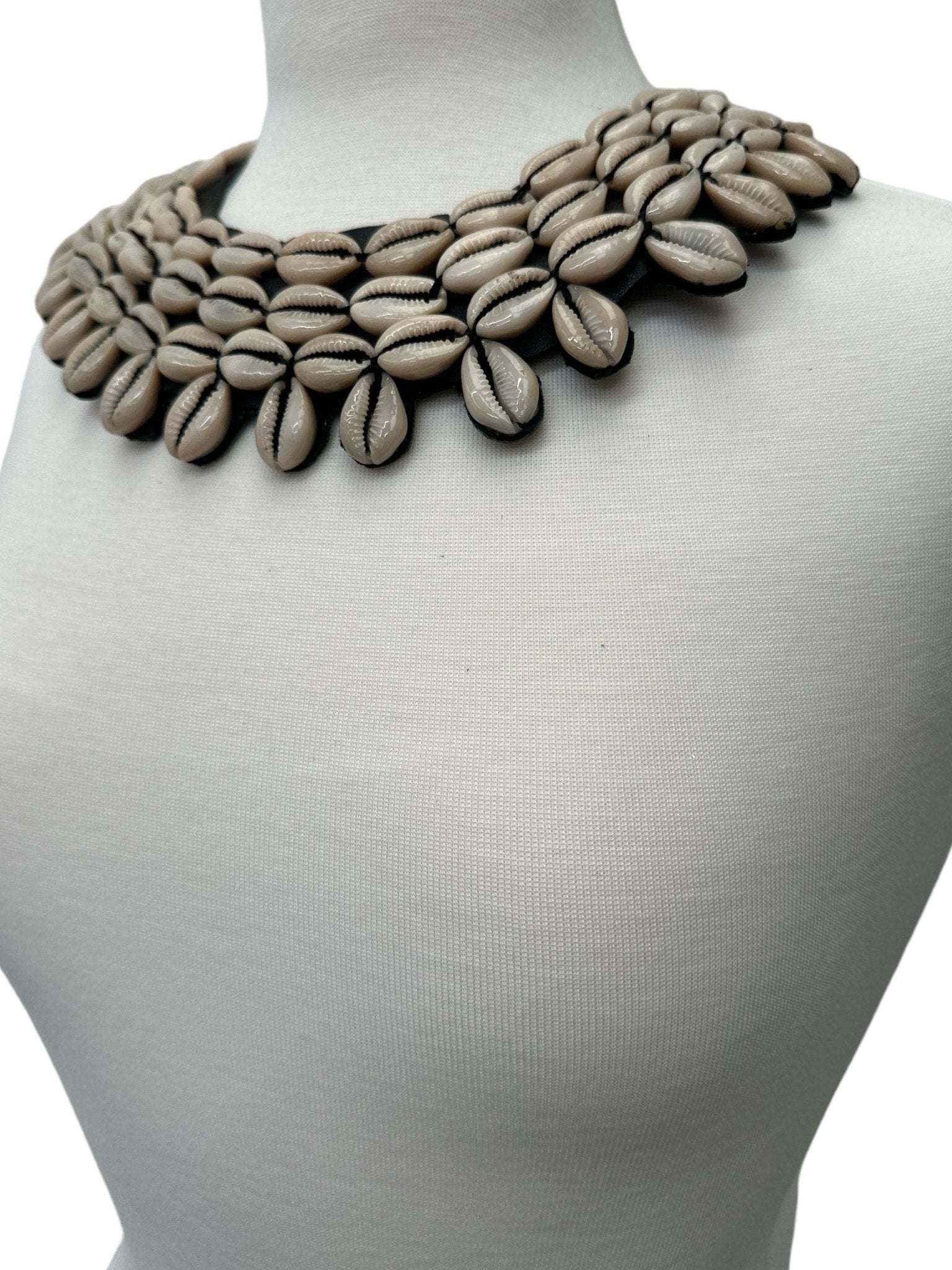 Authentic African Cowrie Seashell Beaded CollarNecklace - Fatisha Boutique