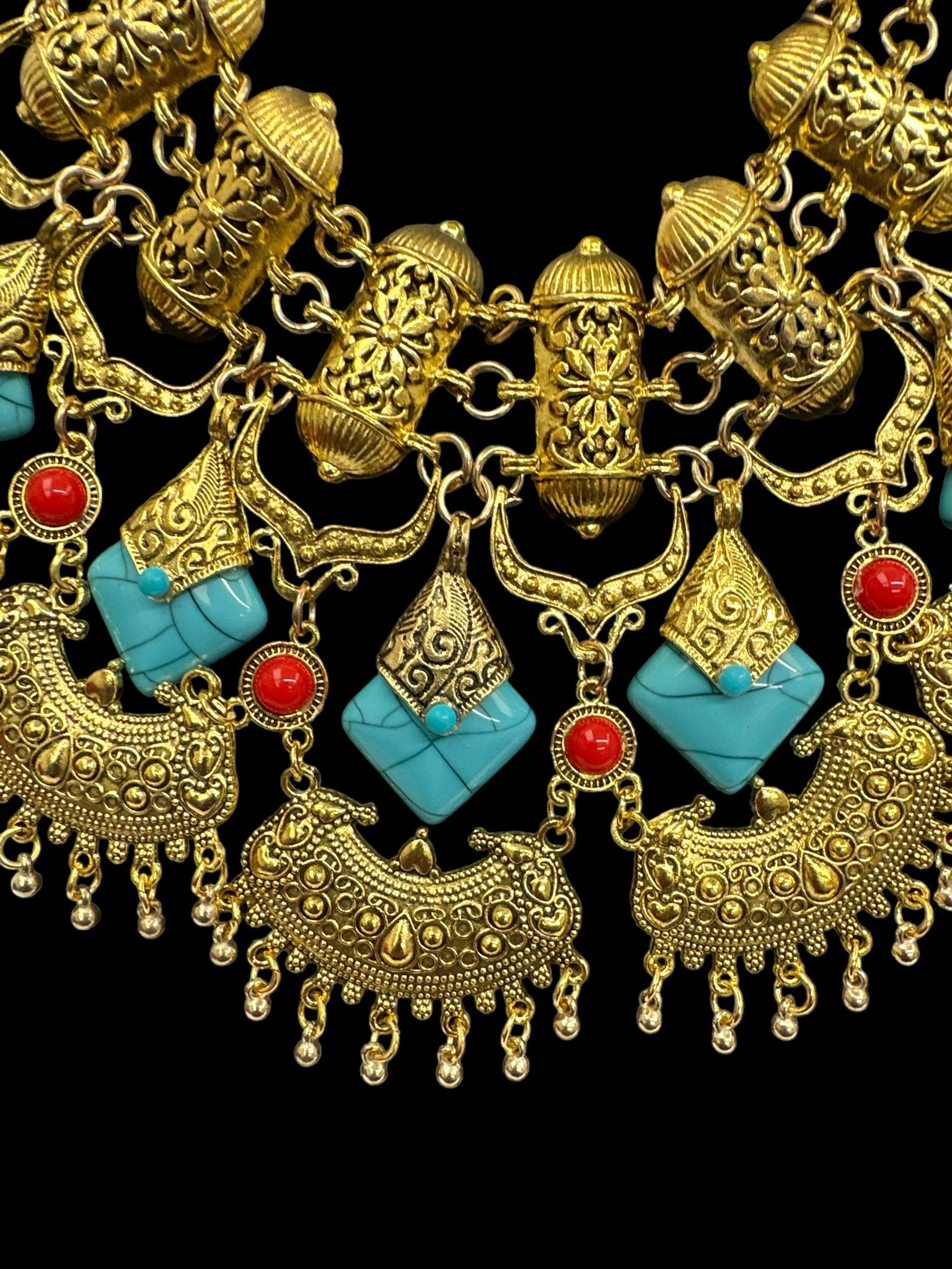 Charming Bohemian Tribal Ethnic Resin Pendant Statement Necklaces - Fatisha Boutique