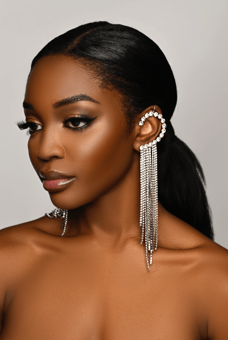 Dramatic Rhinestone Fringe Ear Cuff Earrings – Statement Chain Dangle for Bold Fashion - Fatisha Boutique