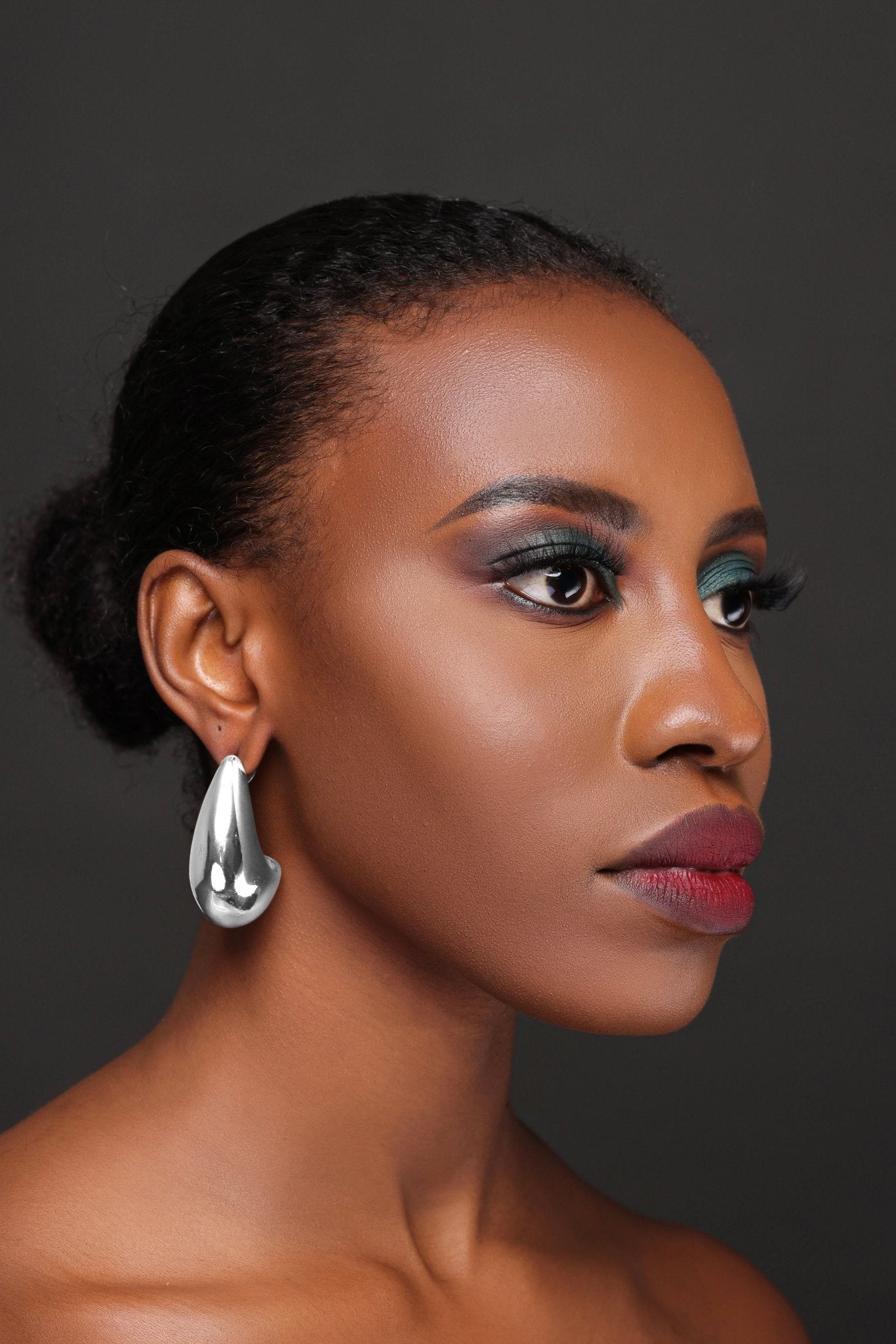 Elegant Abstract Droplet Stud Earrings - Modern Statement Jewellery - Fatisha Boutique