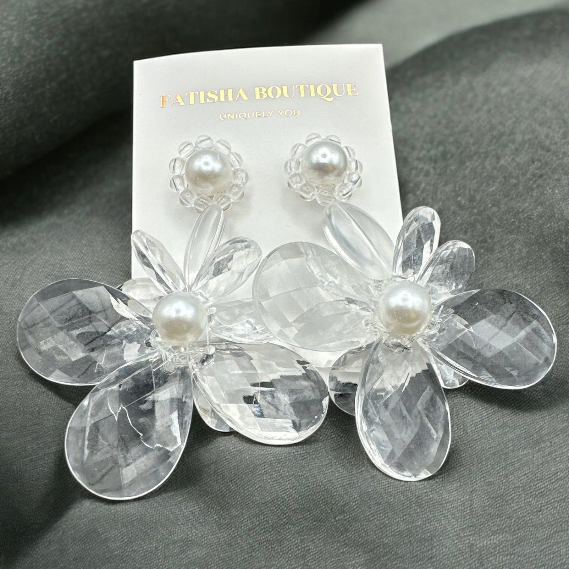 Elegant Clear Acrylic Flower Dangle Earrings – Lightweight Pearl Stud Statement Jewellery for Women - Fatisha Boutique