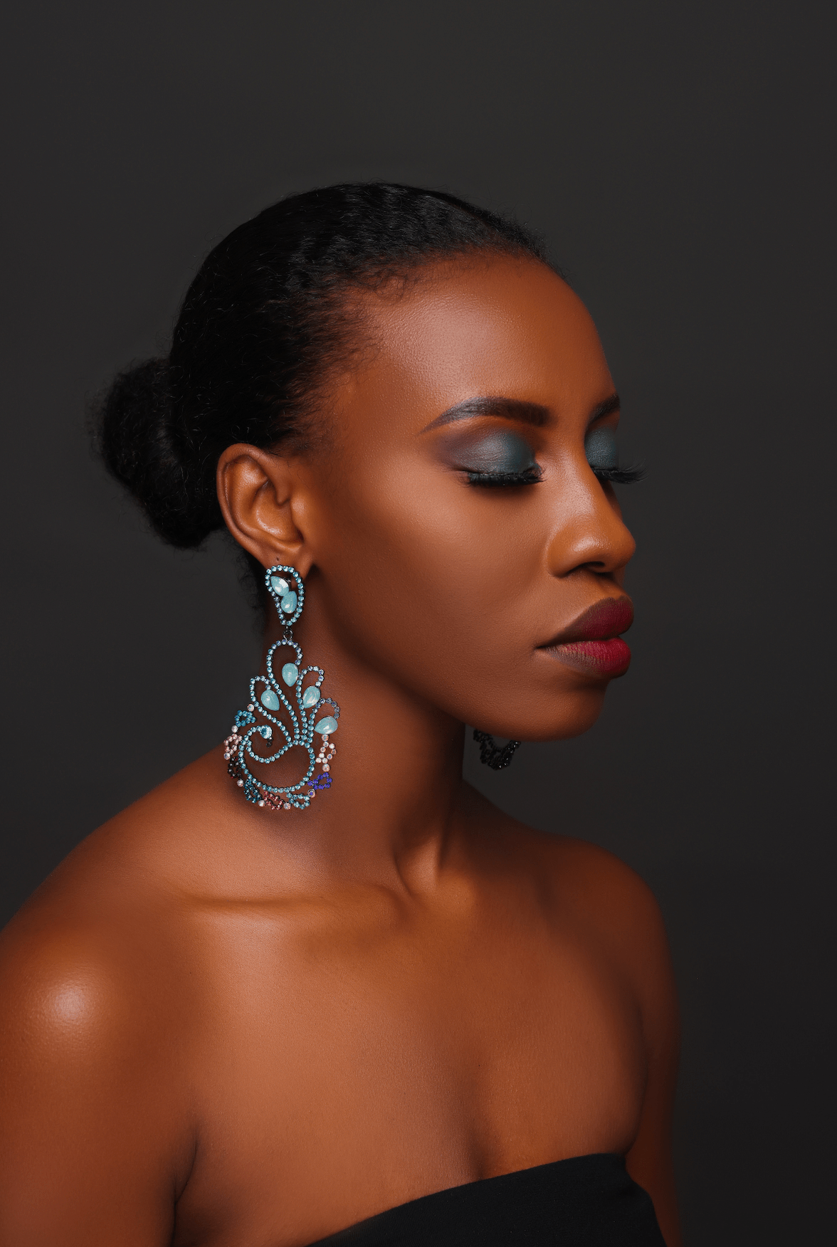 Elegant Diamante Rhinestone Dangle Statement Earrings - Fatisha Boutique