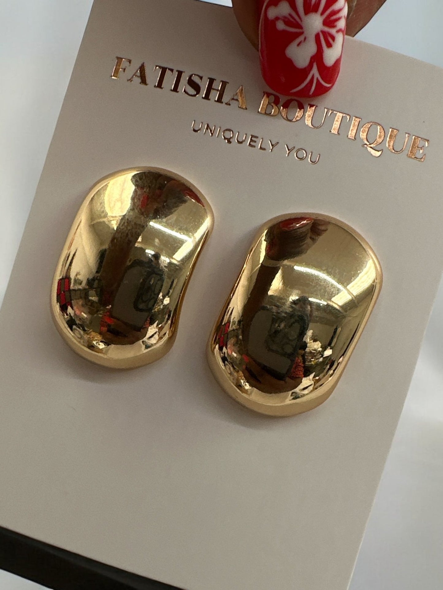 Elegant Metal Stud Earrings - Fatisha Boutique
