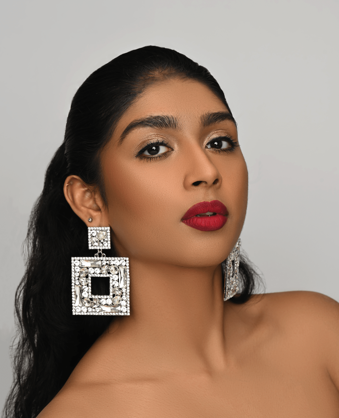 Elegant Oversized Square Rhinestone Statement Dangle Earrings - Fatisha Boutique