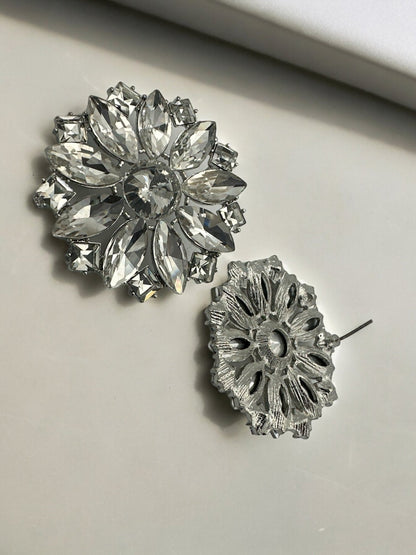 Elegant Rhinestones Flower Designed Statement Stud Earrings - Fatisha Boutique