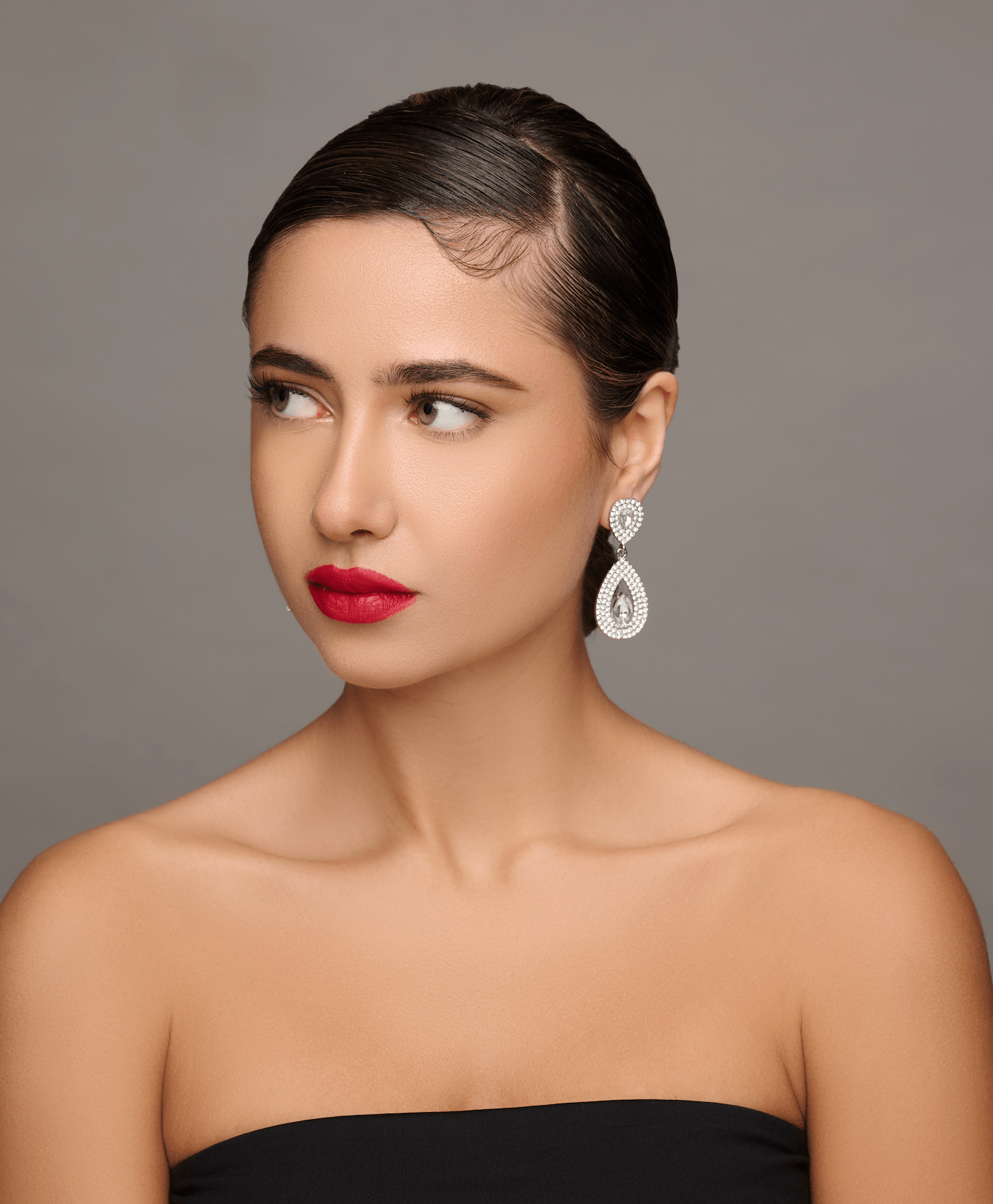Elegant Sparkle Diamante Rhinestone Teardrop Dangle Stud Earrings - Fatisha Boutique