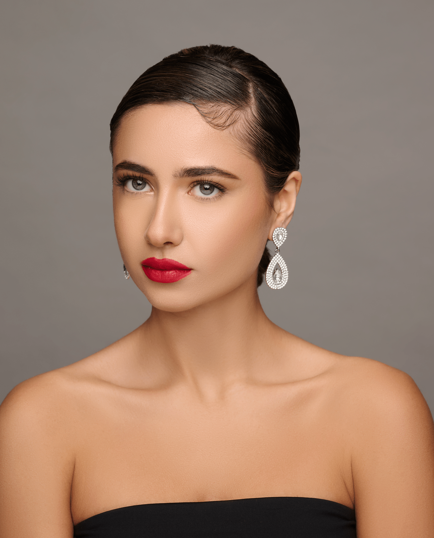 Elegant Sparkle Diamante Rhinestone Teardrop Dangle Stud Earrings - Fatisha Boutique