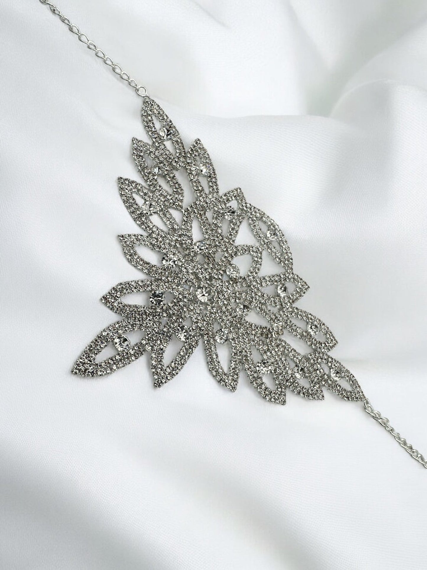 Elegant Sparkling Rhinestone Choker Necklace - Fatisha Boutique