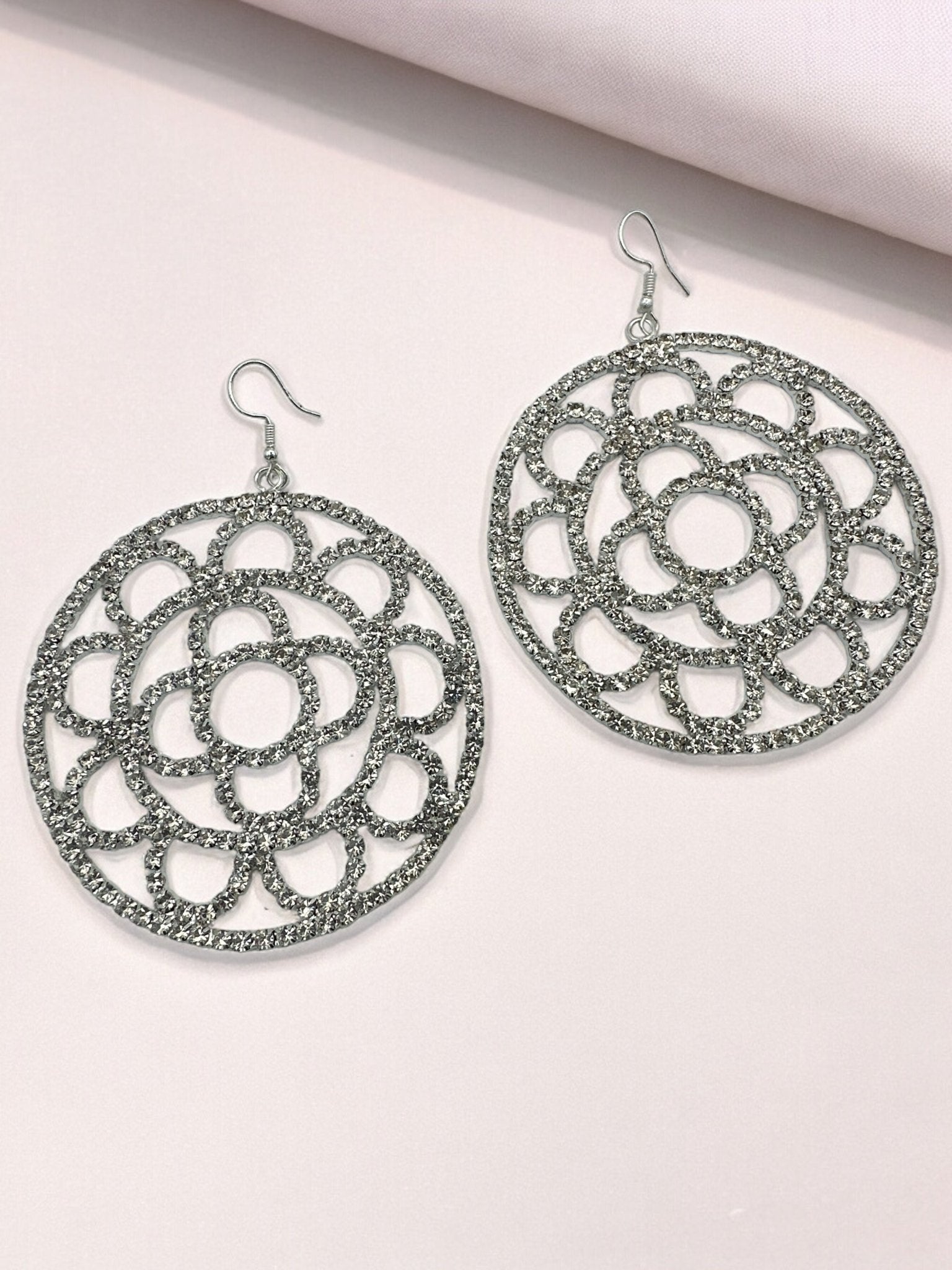 Elegant Sparkling Rhinestone Statement Dangle Earrings - Fatisha Boutique