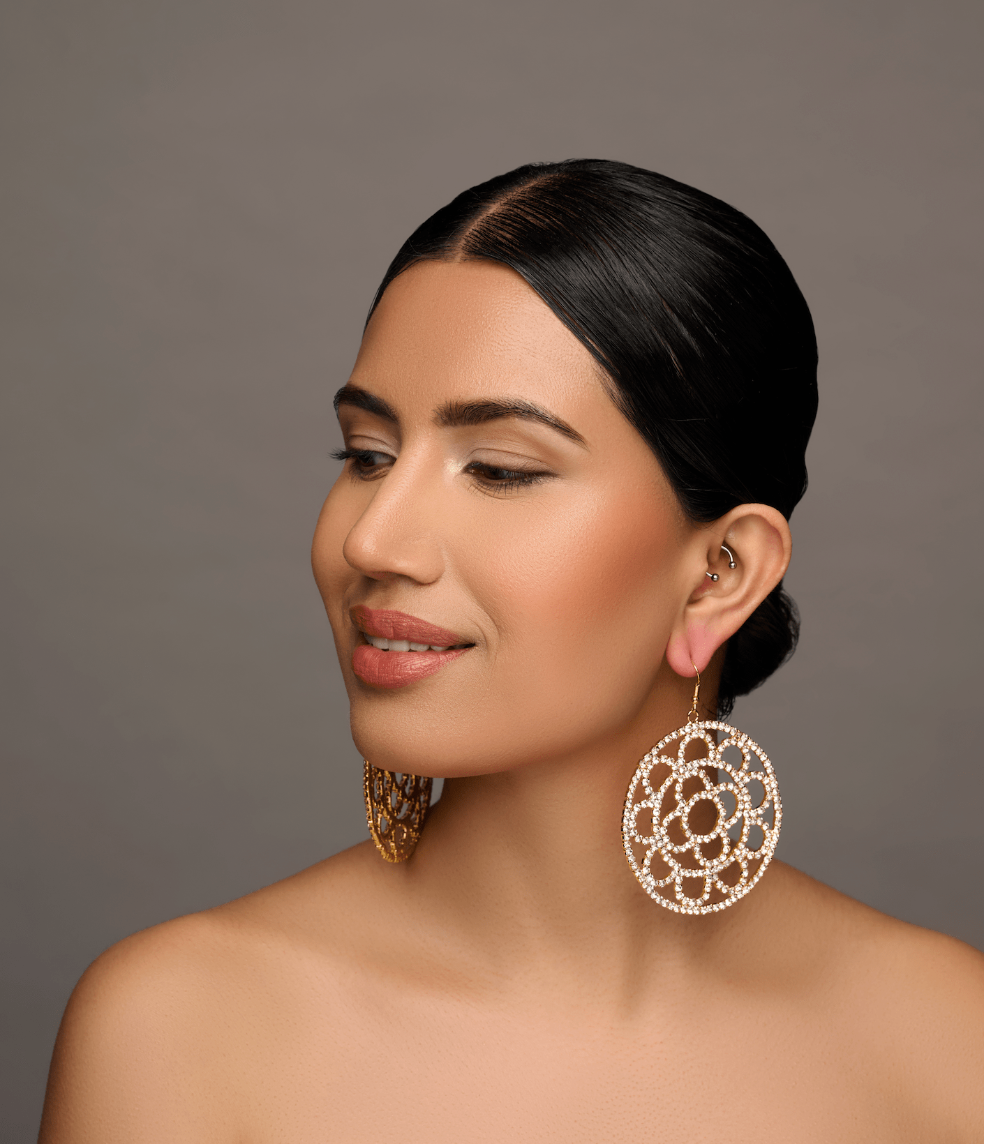 Elegant Sparkling Rhinestone Statement Dangle Earrings - Fatisha Boutique