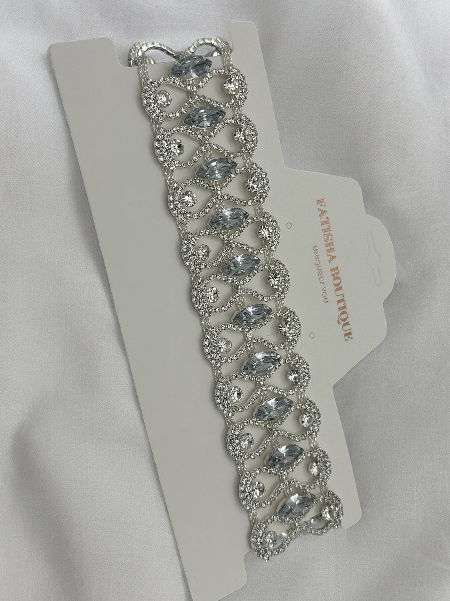 Elegant Sparkling Rhinestones Crystal Choker Necklace - Fatisha Boutique