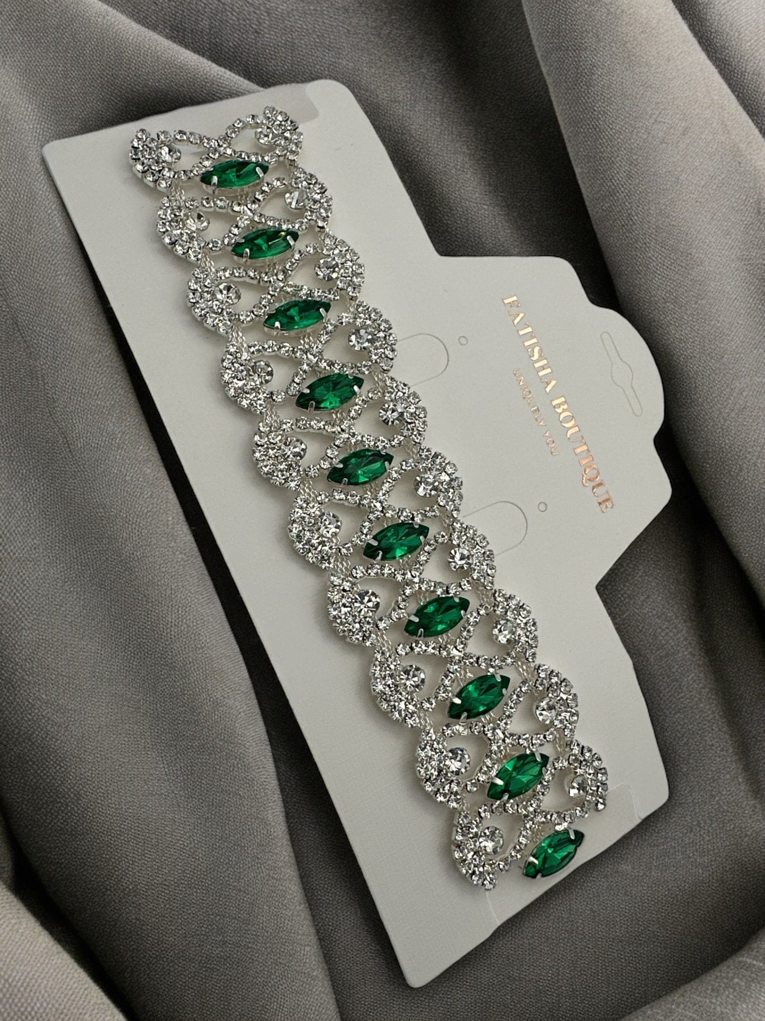 Elegant Sparkling Rhinestones Crystal Choker Necklace - Fatisha Boutique