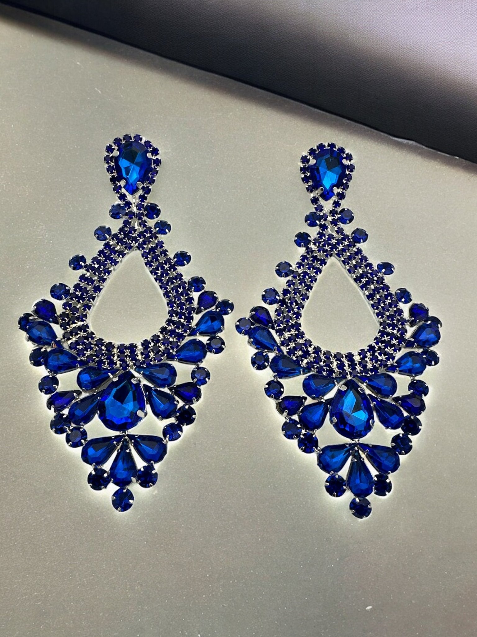 Elegant Teardrop Blue Rhinestones Statement Teardrop Earrings - Fatisha Boutique