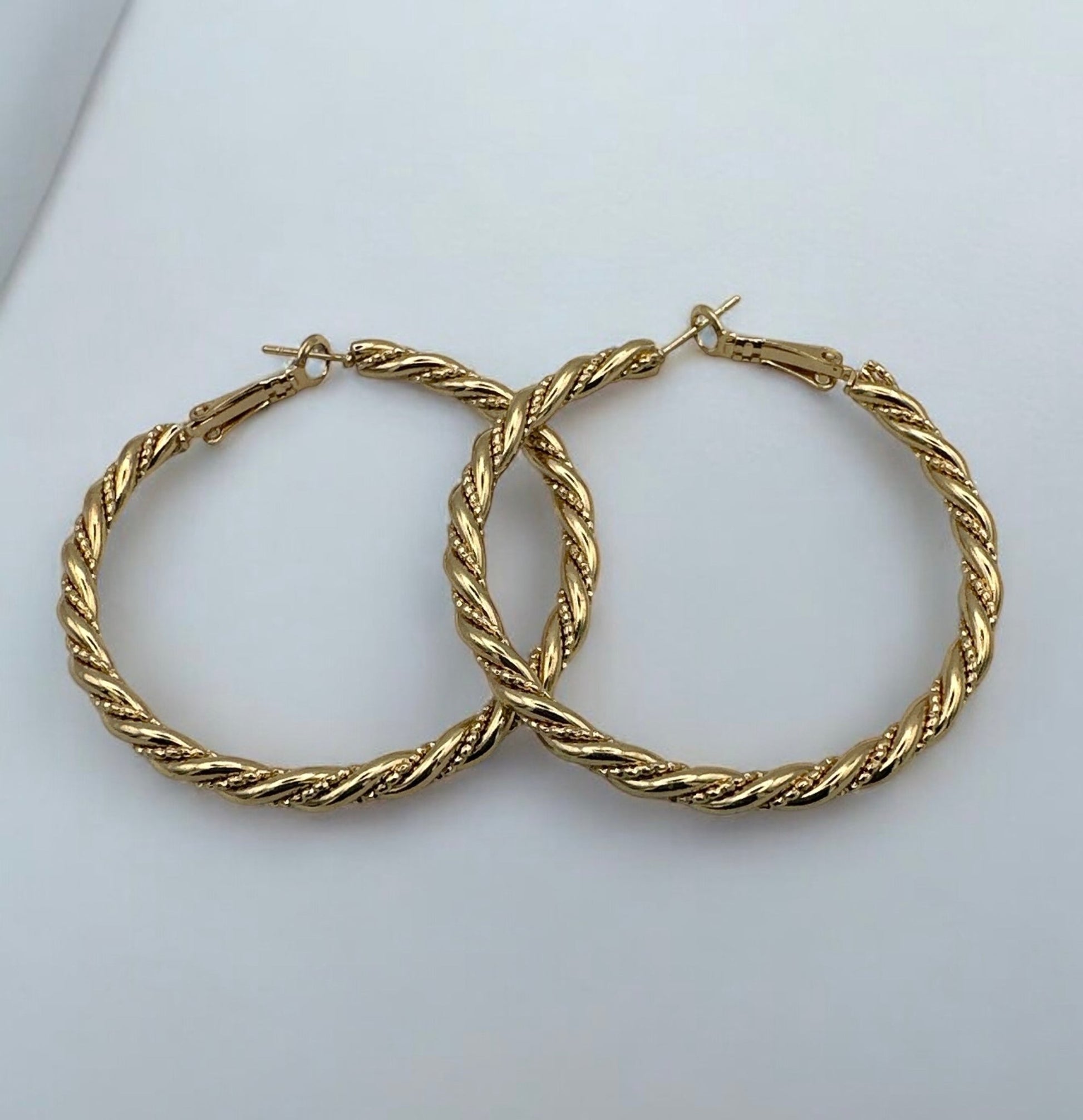 Gold - Tone Twisted 5CM Statement Hoop Earrings – Bold Rope Design Hoops for Women - Fatisha Boutique