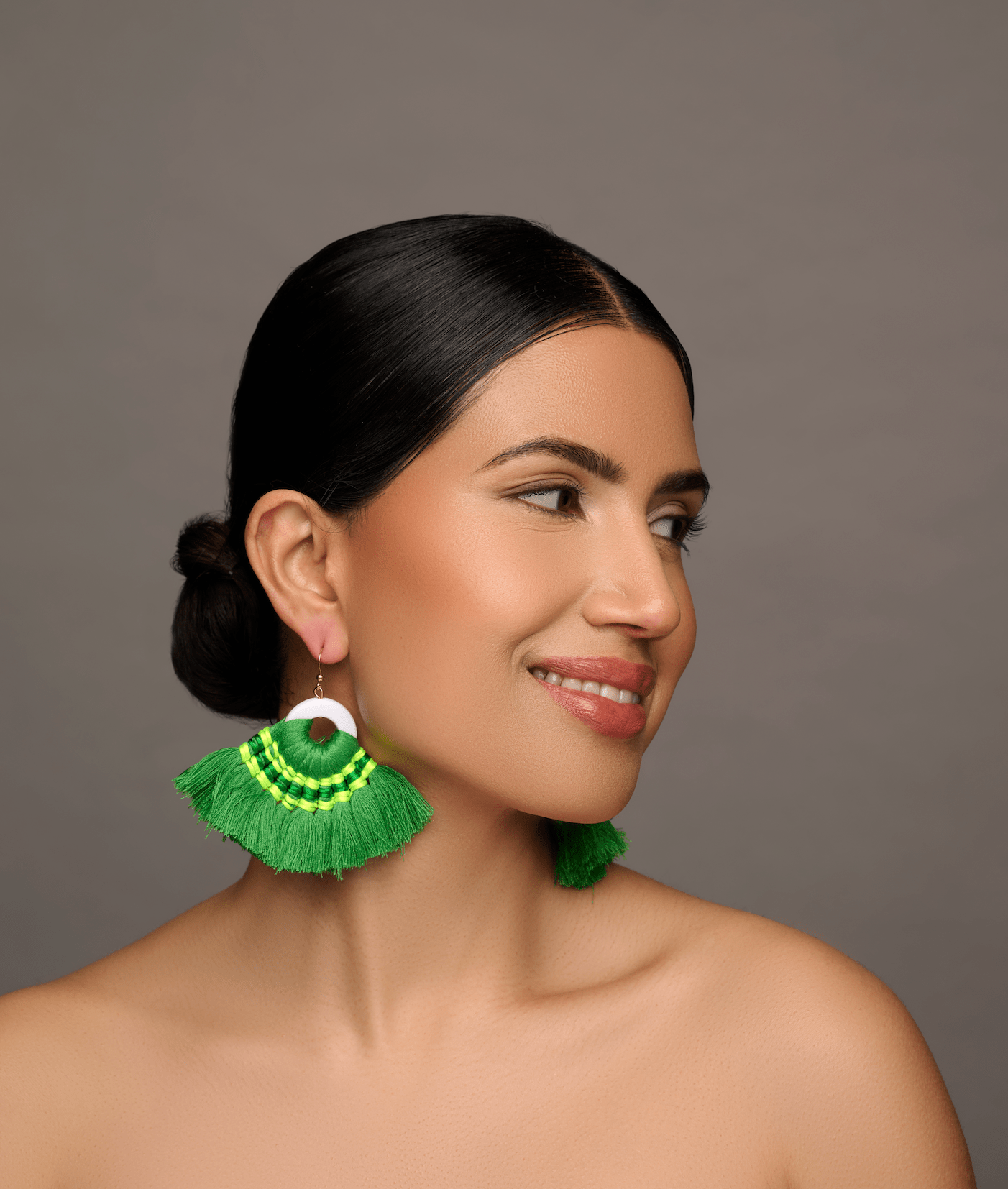 Green Bohemian Thread Tassels Summer Earrings - Fatisha Boutique