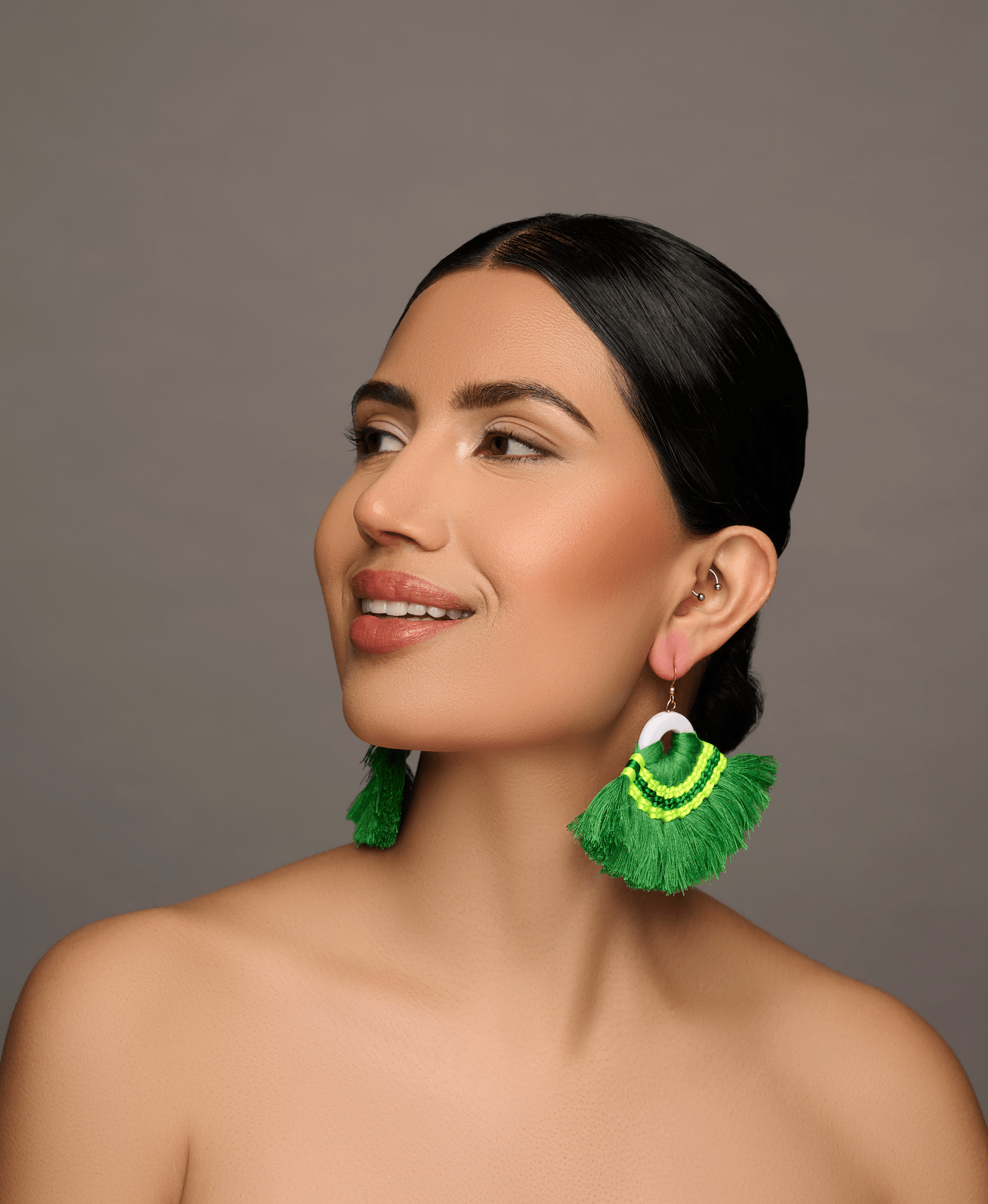 Green Bohemian Thread Tassels Summer Earrings - Fatisha Boutique