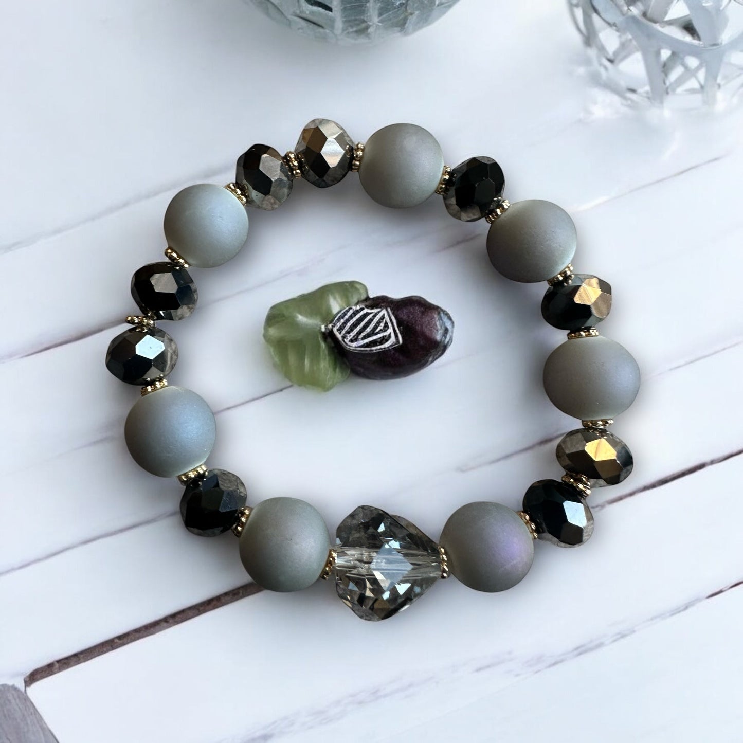 Handcrafted Grey and Black Glass Beaded Bracelet - Fatisha Boutique