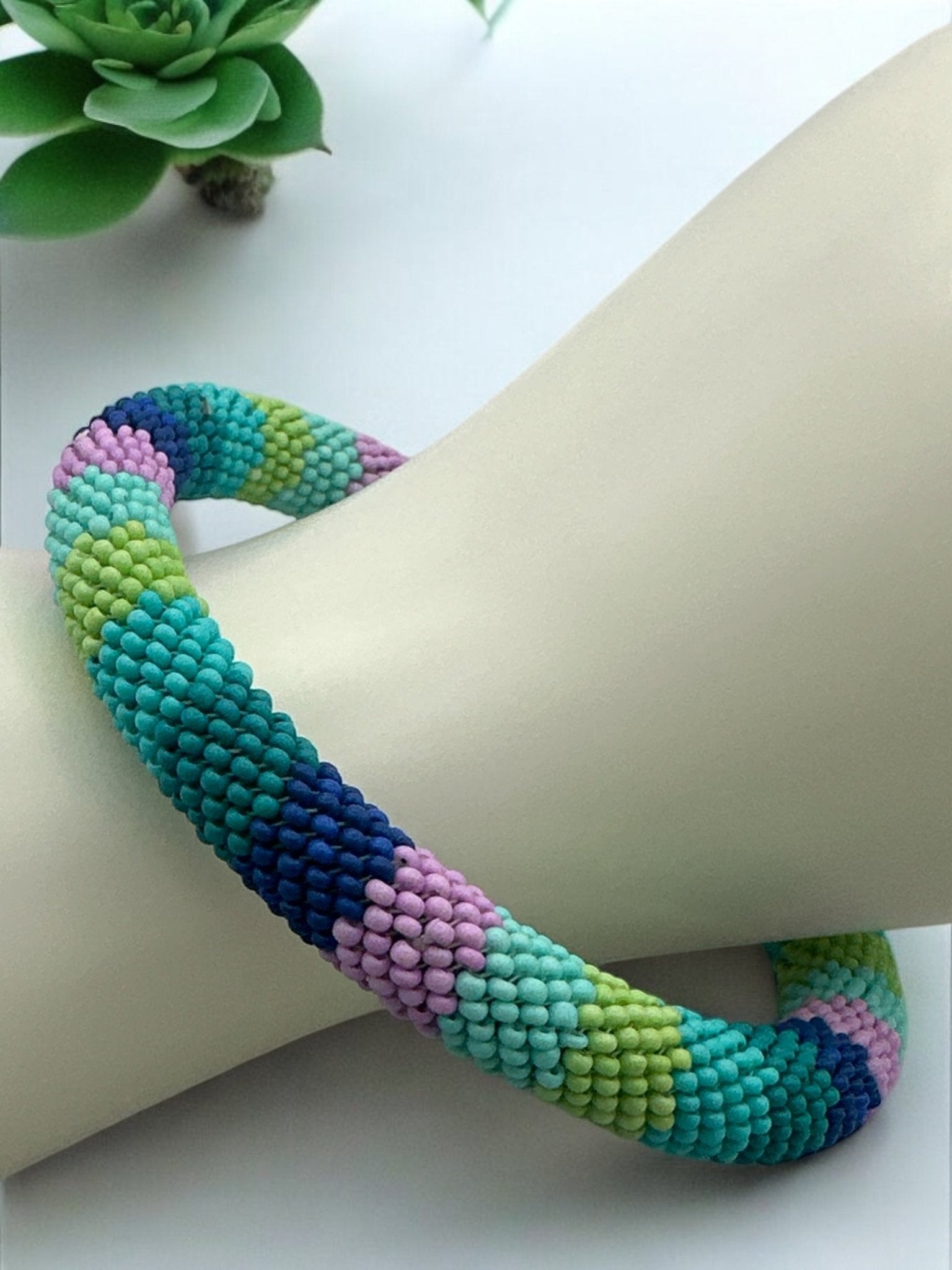Handmade Beaded Bangle - Fatisha Boutique