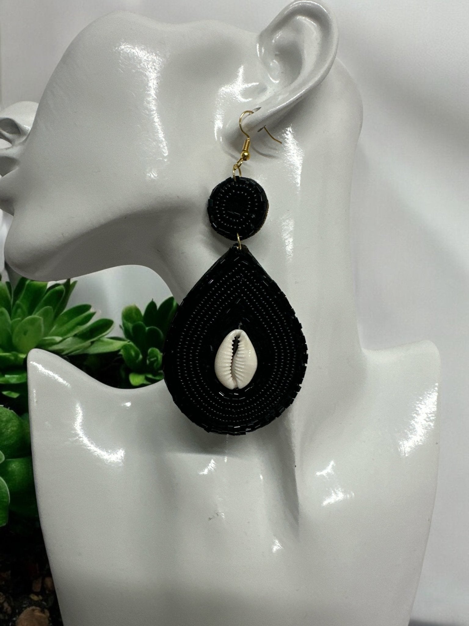 Handmade Black Beaded Cowrie Shell Earrings - Fatisha Boutique