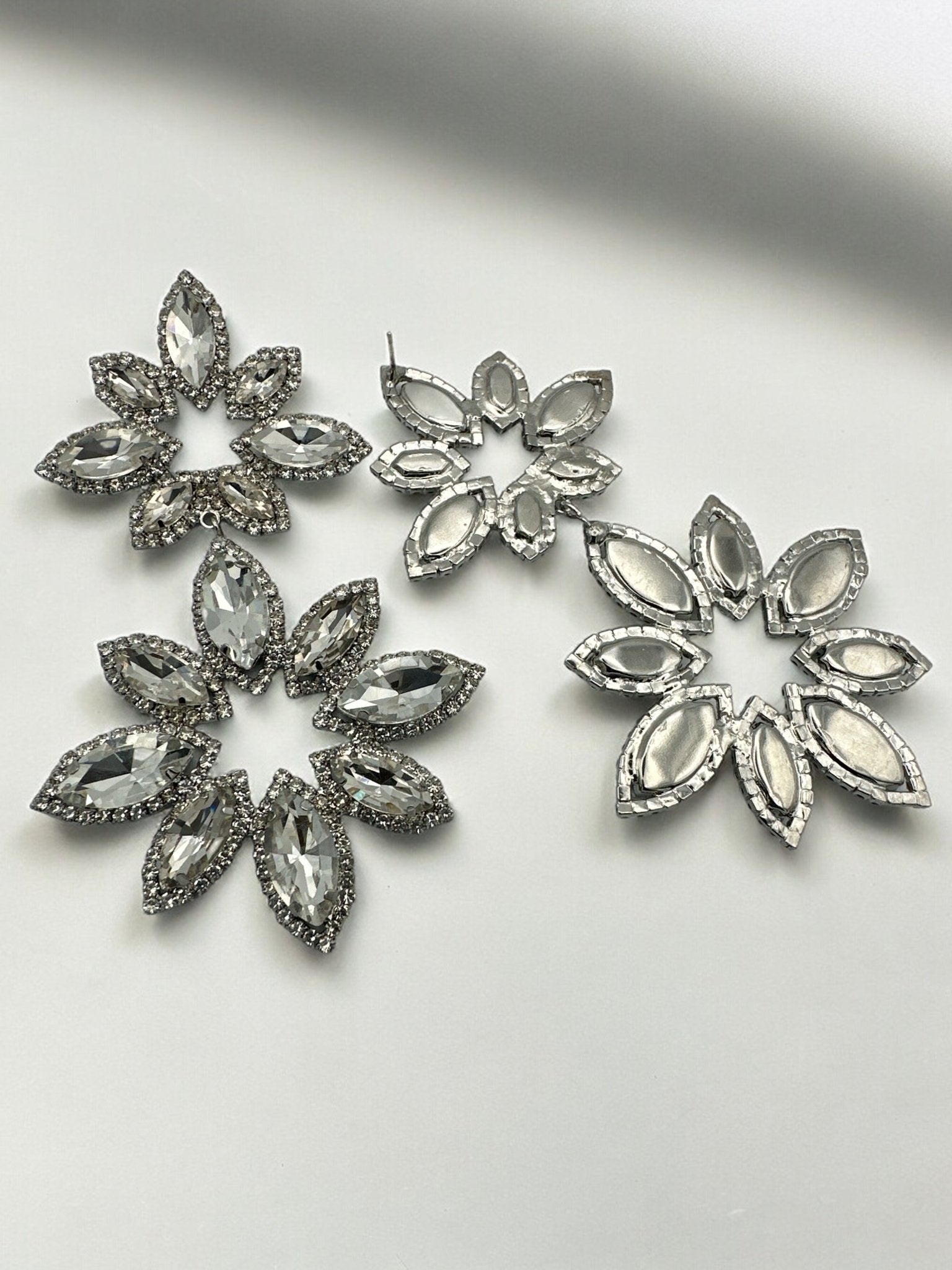 Long Diamante Rhinestone Daisy Flower Stud Dangle Earrings - Fatisha Boutique
