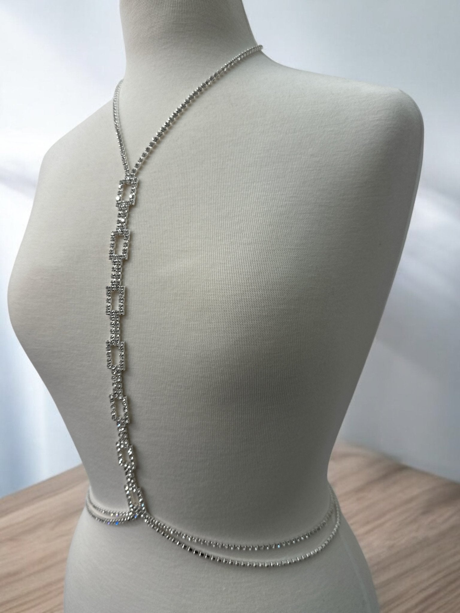 Luxury Rhinestone Body Chain Jewellery – Gold & Silver - Fatisha Boutique