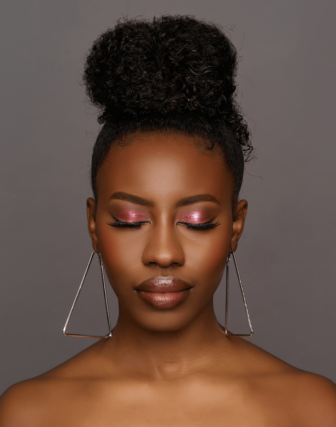 Medium Triangle Statement Hoop Earrings - Fatisha Boutique