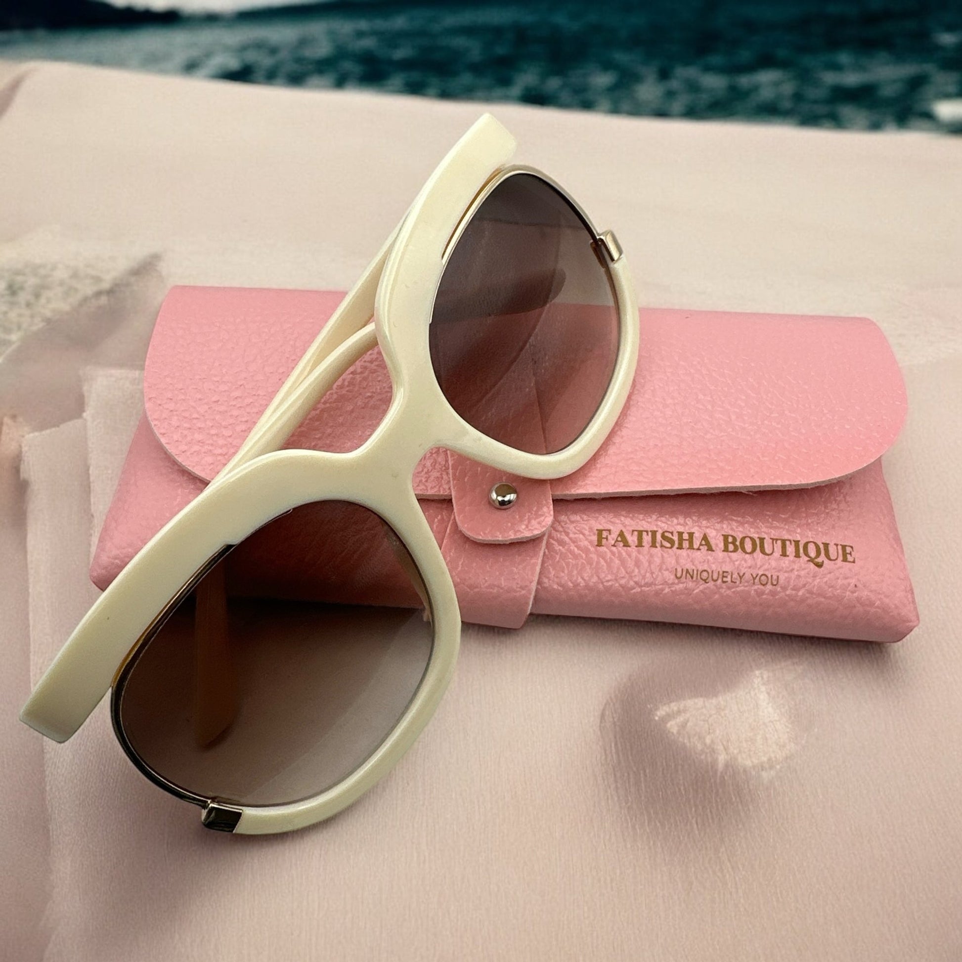 Oversized Large Frame Sunglasses – UV400 Gradient Lens Shades - Fatisha Boutique