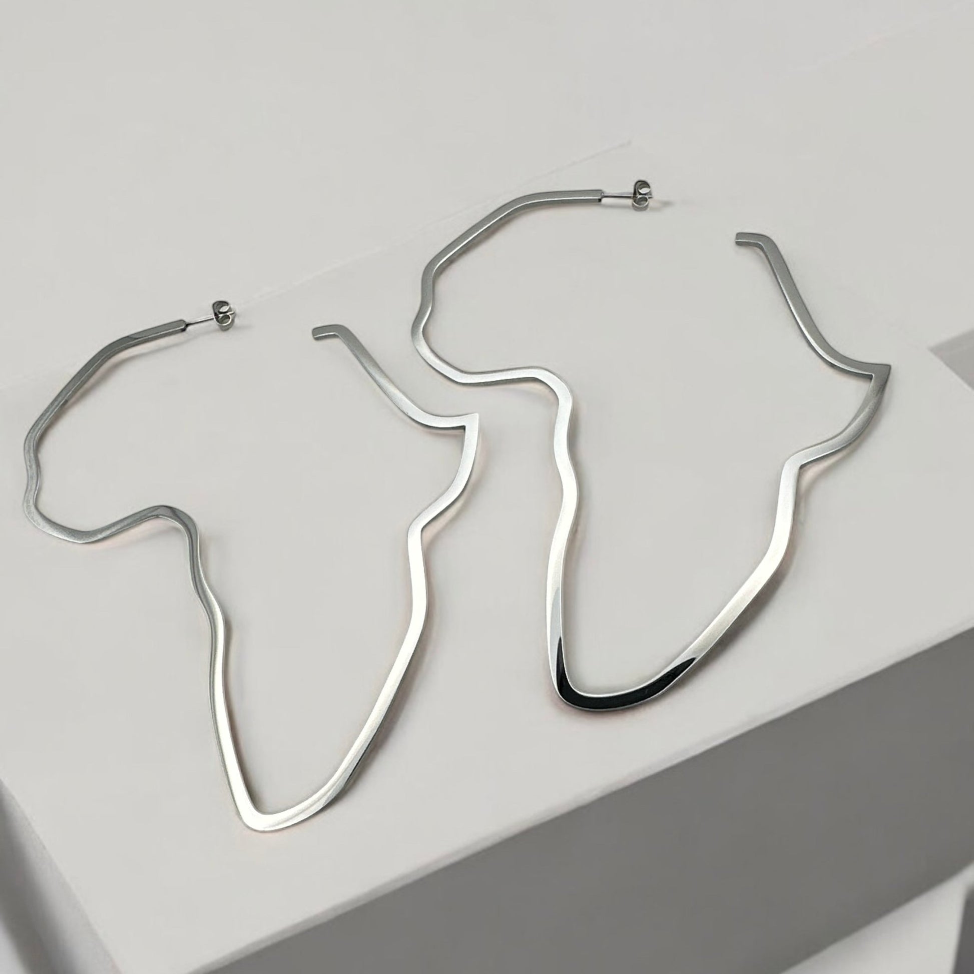 Oversized Outline Africa Map Hoop Earrings – Gold or Silver Statement Jewellery for Women - Fatisha Boutique