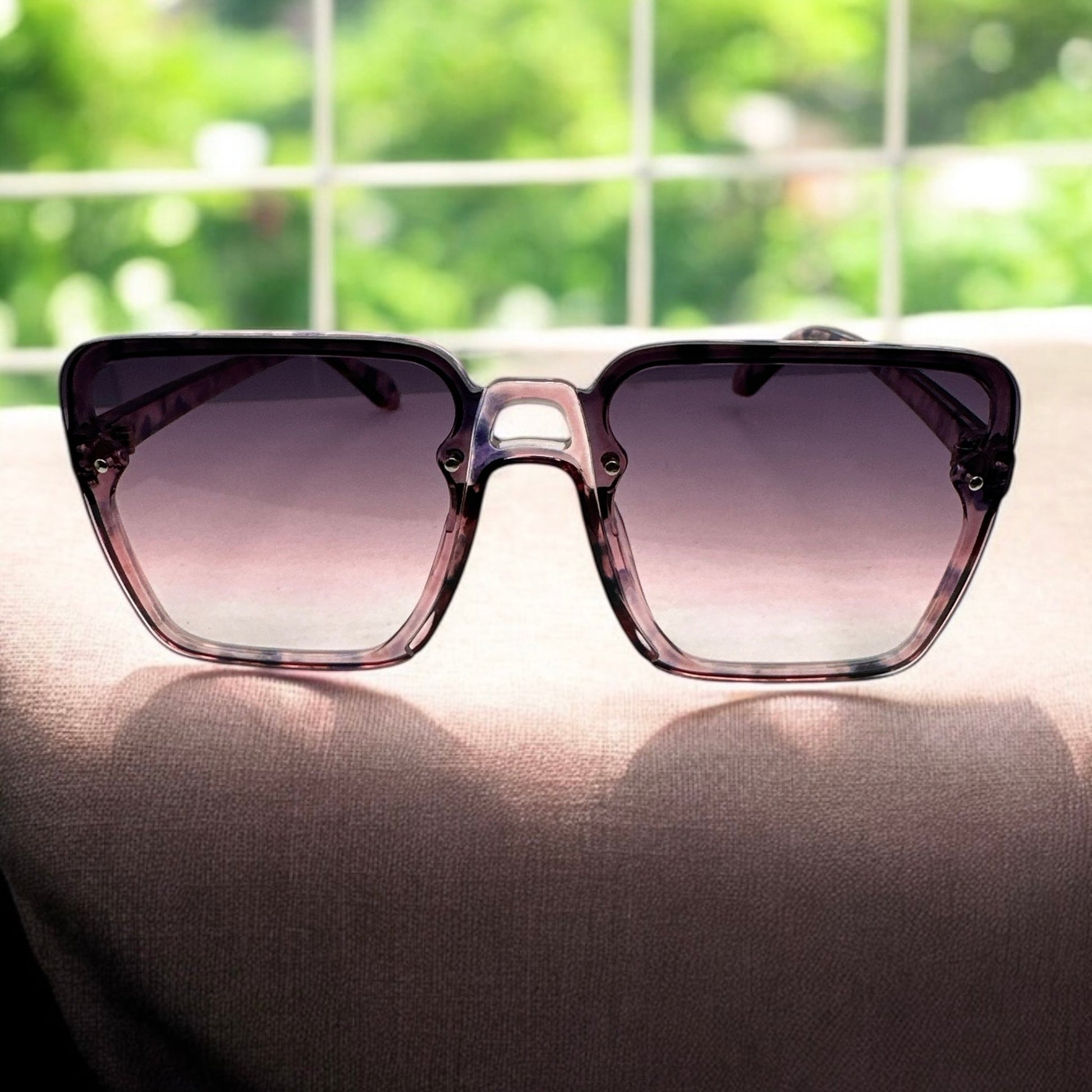 Oversized Square Trendy UV400 Sunglasses – Unisex Fashion Shades - Fatisha Boutique