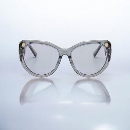 Trendy Oversized UV400 Sunglasses – Bold “V” Gold Accent - Fatisha Boutique