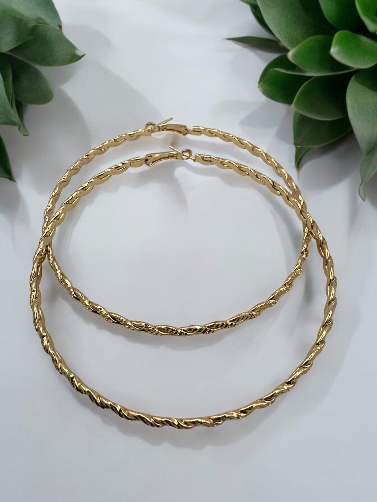 Twisted Design Metal Statement Hoop Earrings - Fatisha Boutique