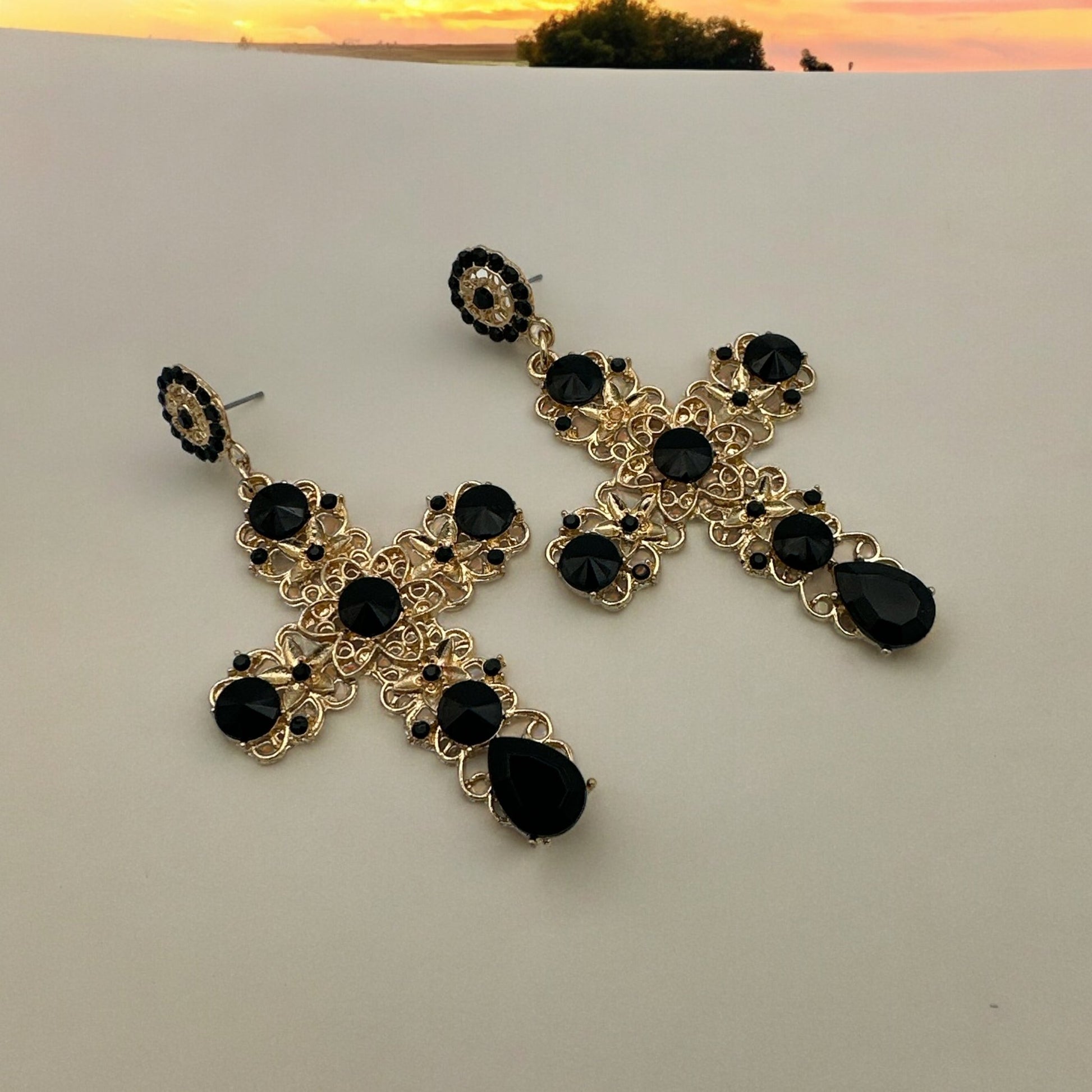 Vintage Baroque Cross Dangle Earrings – Elegant Gothic Statement Jewellery - Fatisha Boutique