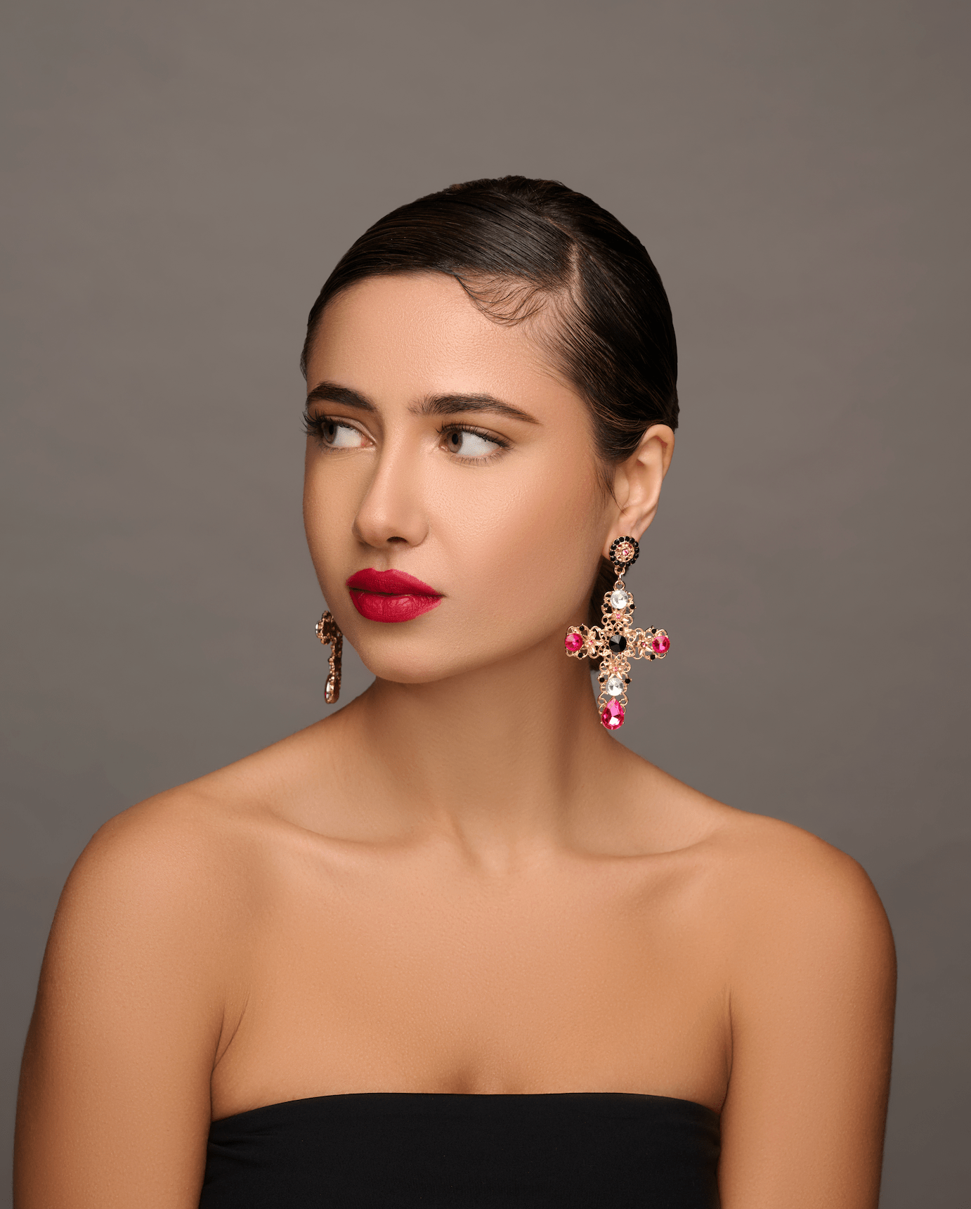 Vintage Baroque Cross Dangle Earrings – Elegant Gothic Statement Jewellery - Fatisha Boutique