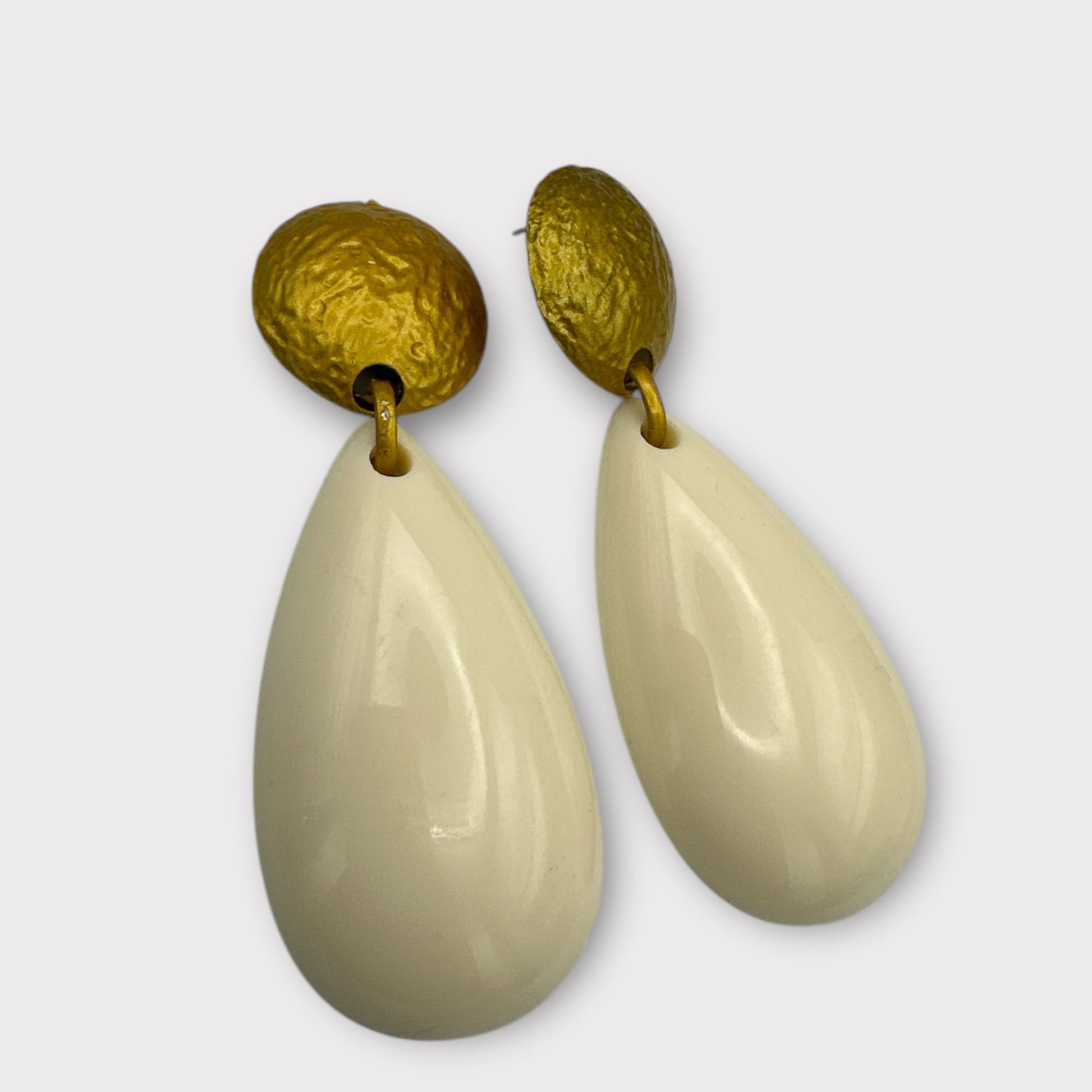 White Resin Water Drop Earrings – Teardrop Statement Studs with Gold Textured Top for Modern Chic - Fatisha Boutique