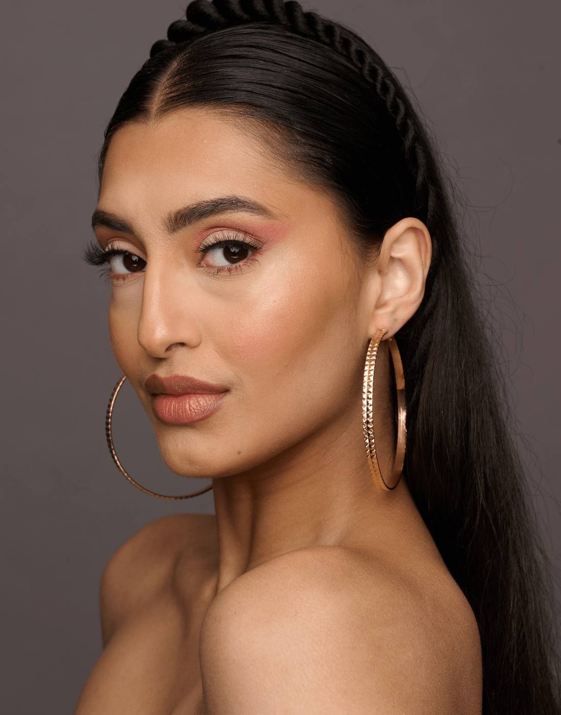 8CM Engraved Round Circle Statement Hoop Earrings - Fatisha Boutique