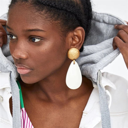White Resin Water Drop Earrings