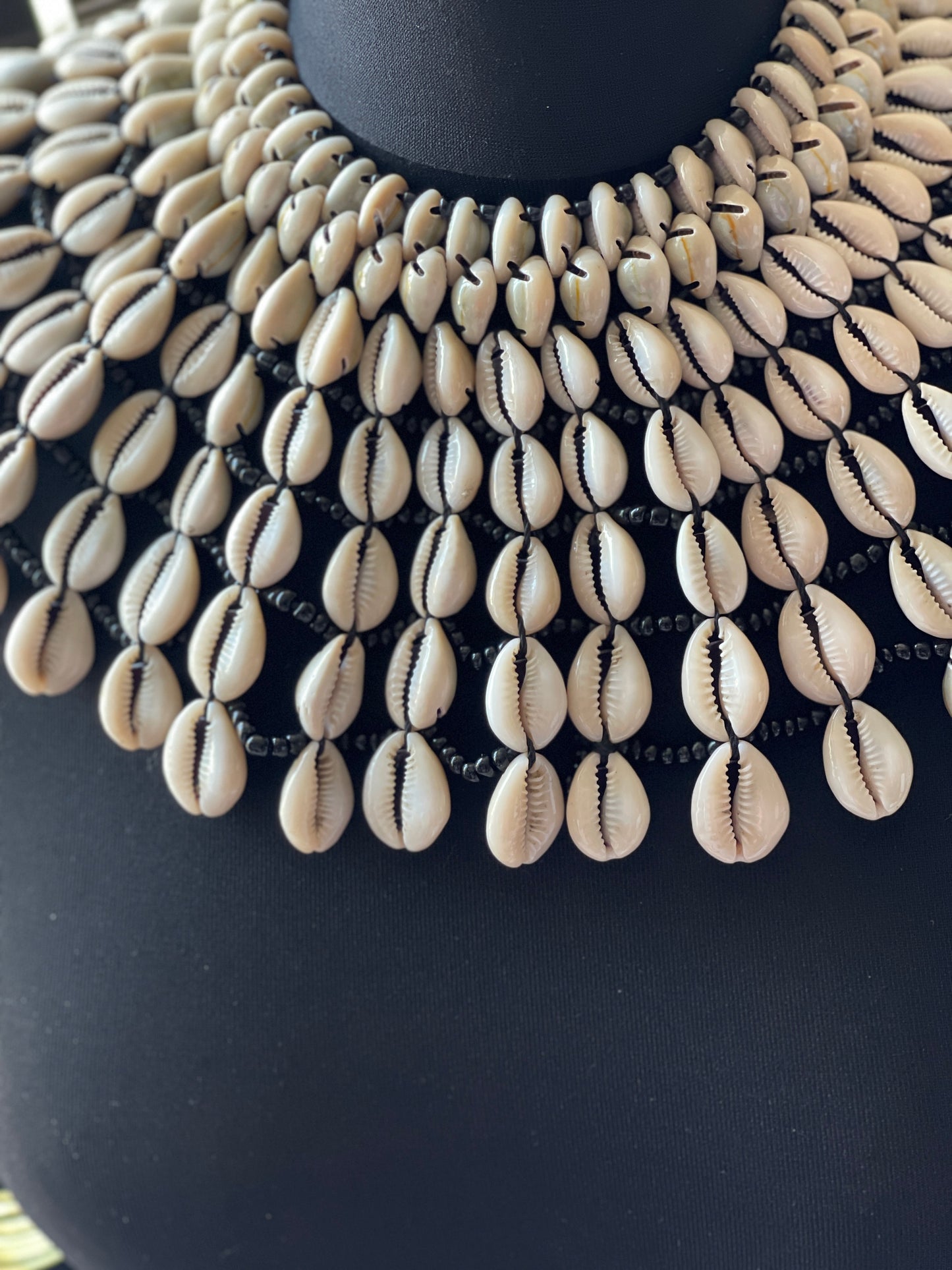 Authentic African Craftsmanship Ethnic Cowrie Sea Shell Beaded Collar Bib Neckla