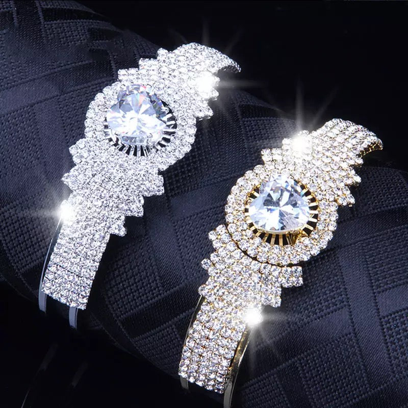 Elegant and Charming Rhinestone Pearl Stretch Bangle Bracelet