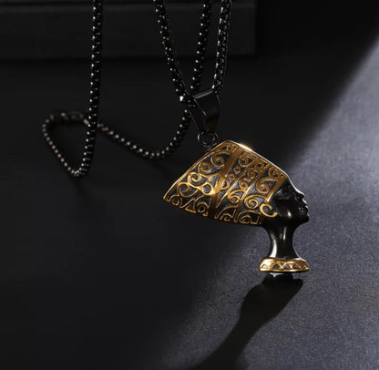 Gold Plated Ancient Egyptian Queen Nefertiti Pendant Necklace