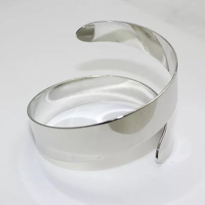 Charming Upper Arm Bangle Bracelet Cuff