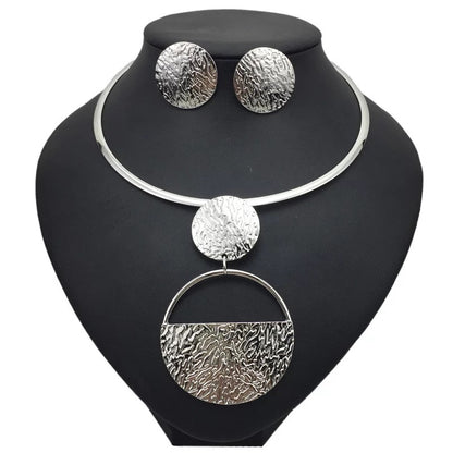 Elegant Metal Jewellery Sets