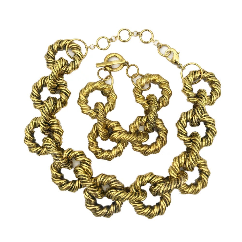Elegant Gold Plated Interlocking Metal Choker And Bracelet Jewellery Set