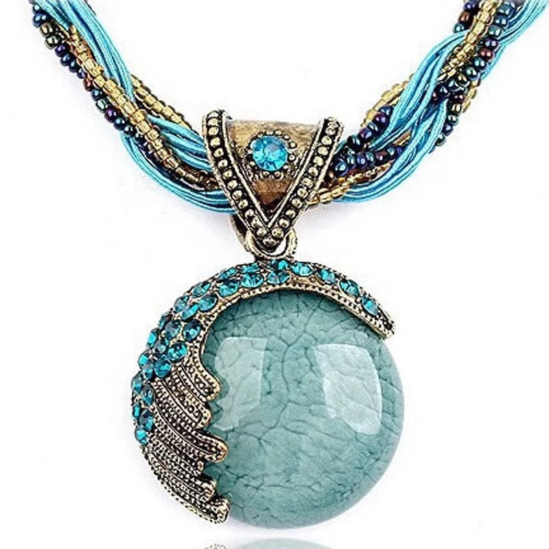 Beautiful Bohemia Resin Pendant Necklace