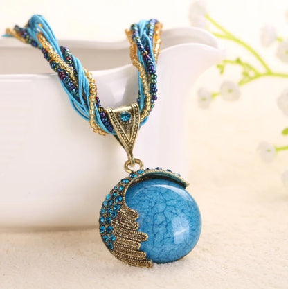 Beautiful Bohemia Resin Pendant Necklace